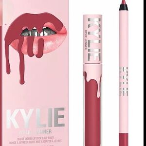 Kylie BETTER NOT POUT LIP KIT Matte Liquid Lipstick & Lip Liner Set